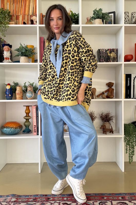 Untamed Classic High Low Sweatshirt Soft Ochre